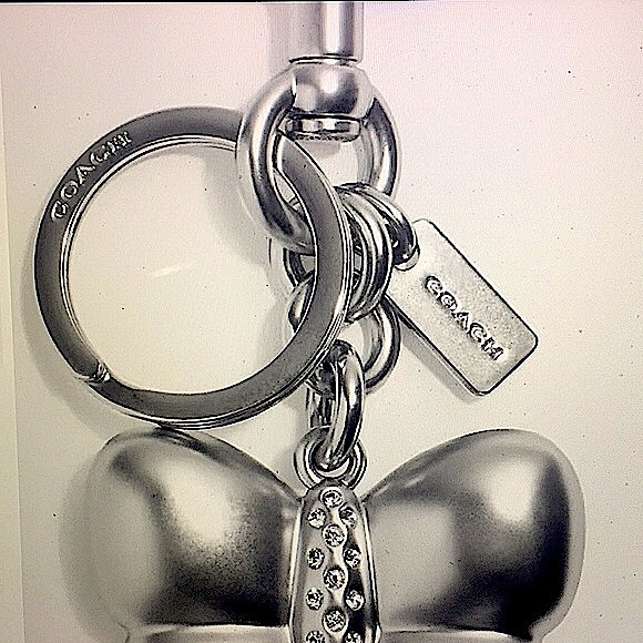 COACH - BUTTERFLY BAG CHARM (NWT) - Picture 7 of 12